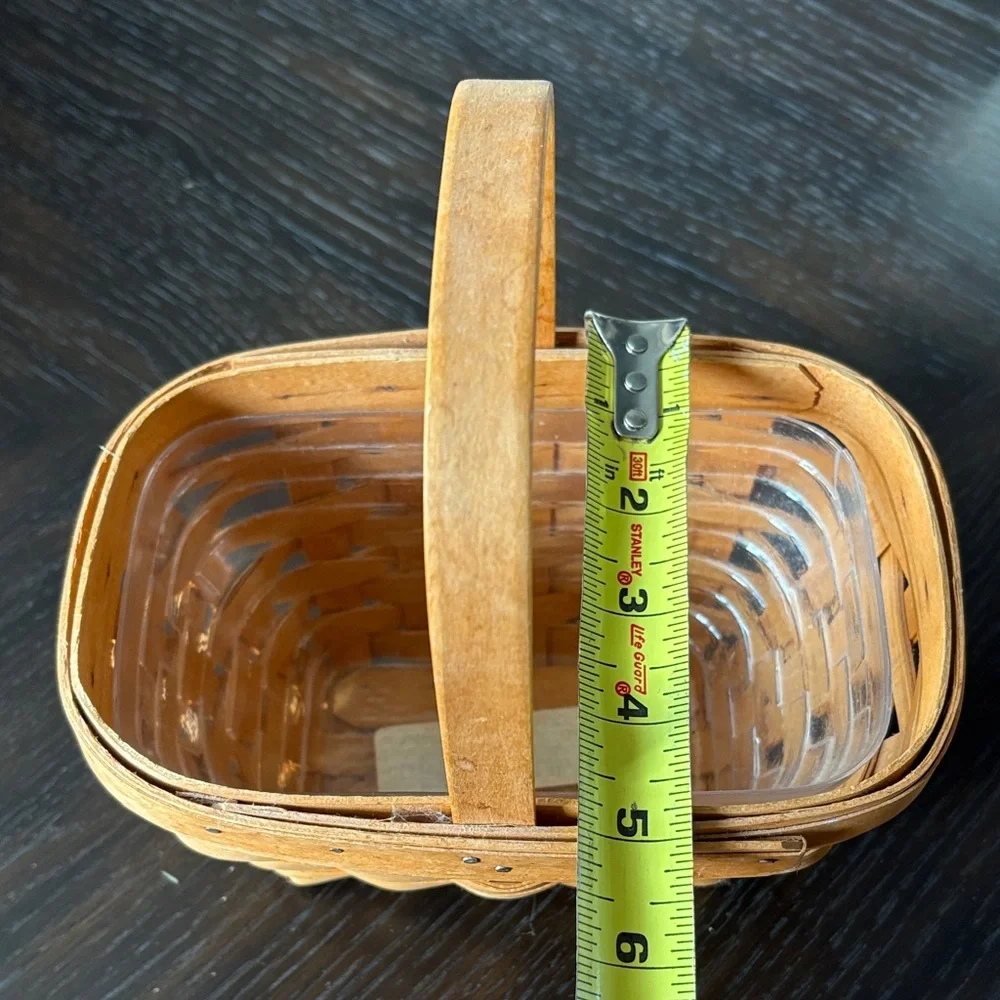 Longaberger Easter Basket‎ with Handle - great quality and timeless